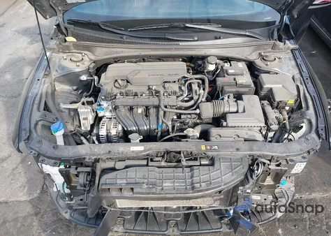 2025 Hyundai Elantra Sel Sport z USA, uszkodzony, nr VIN KMHLM4DG5SU905356